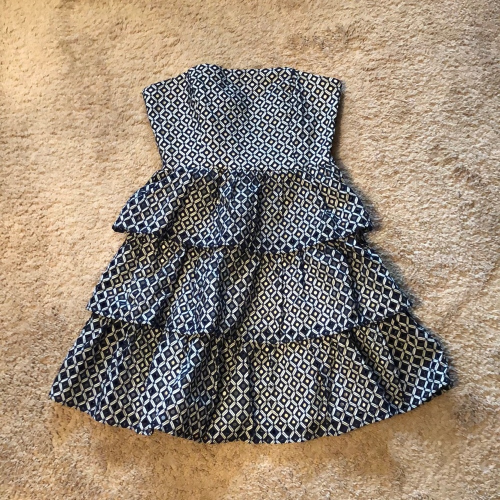 White House Black Market Strapless Dress